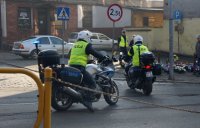 Policjanci na motorach zabezpieczają działania ZNICZ 2015